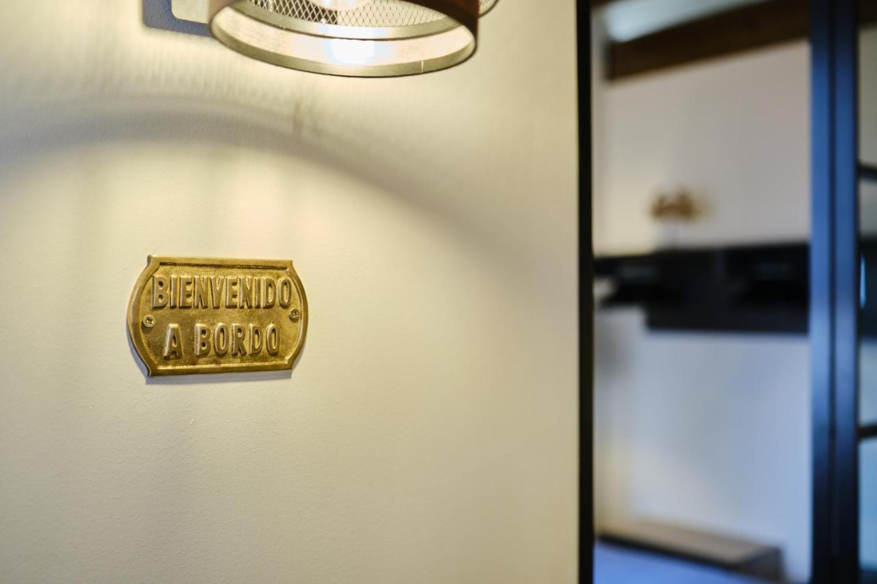 El Amarre - Navega En El Camarote De Un Navio Con Historia - Grupo Querbes Apartman Gijón Kültér fotó